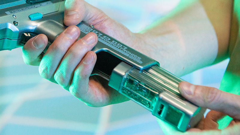 electric screwdriver